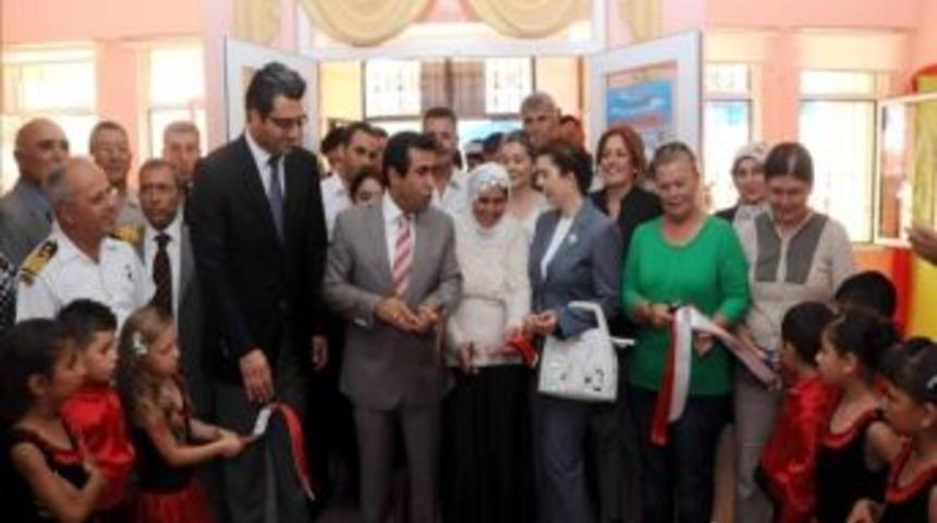 G&uuml;zeloğlu&rsquo;dan Toplum Merkezlerine Destek