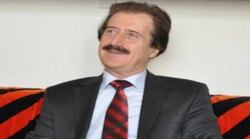 C&Uuml;'n&uuml;n Yeni Rekt&ouml;r&uuml; Faruk Kocacık: Yeni D&ouml;nem Sivas'a Hayırlı Olsun