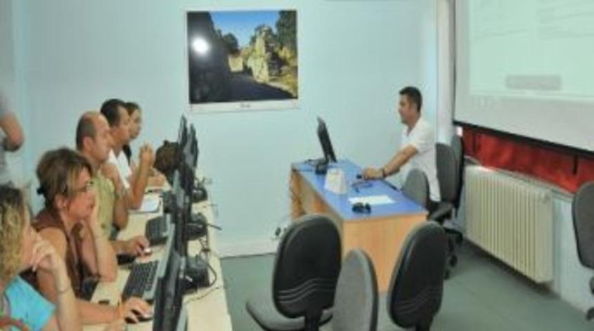 Ects Koordinat&ouml;rleri Eğitim Toplantısı Tamamlandı
