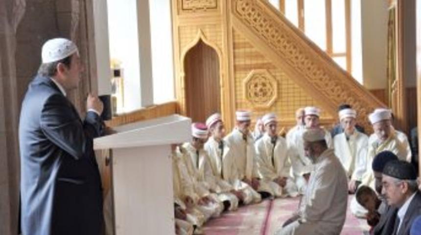 Tortum'da 12 Hafız Sertifika Aldı