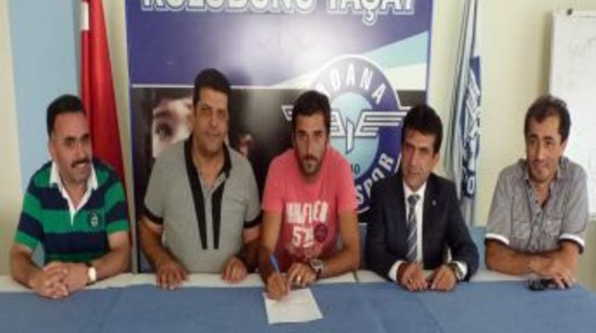 Adana Demirspor, Kaleci Şener &Ouml;zcan Ile 2 Yıllık S&ouml;zleşme Imzaladı