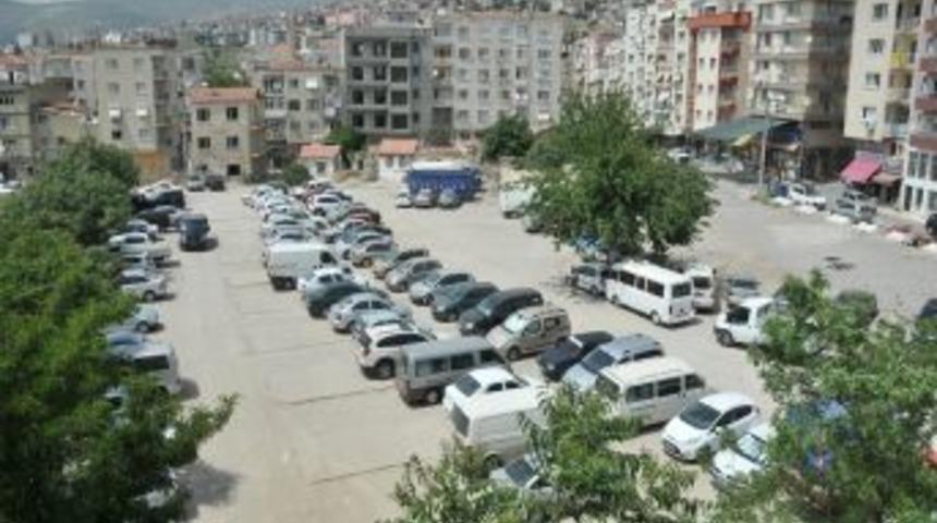 Bornova Merkez Pazaryeri&rsquo;nin Yıkımları Tamamlandı