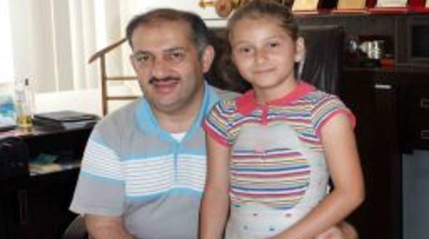 Omurga Eğriliği Hastası Sevda&rsquo;ya Devlet Eli