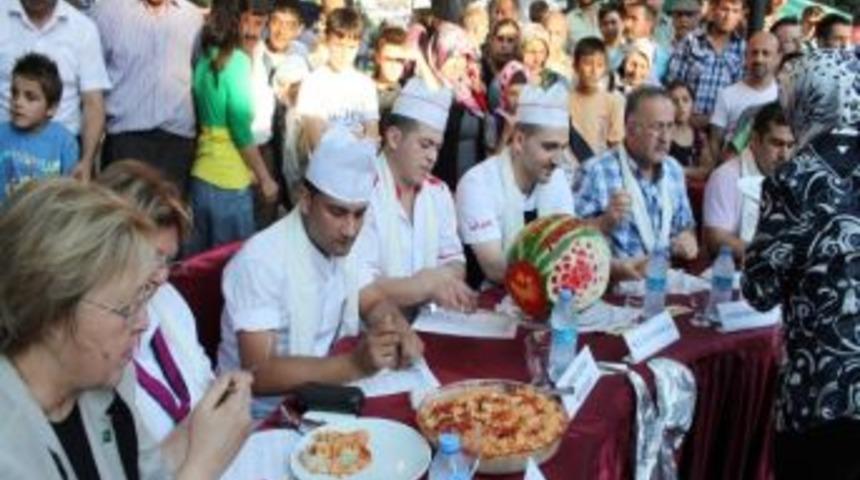 Erbaa&rsquo;da Y&ouml;resel Lezzetler Yarıştı