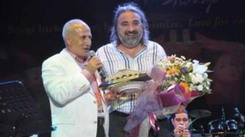 B&uuml;y&uuml;k&ccedil;ekmece Aşığı Volkan Konak