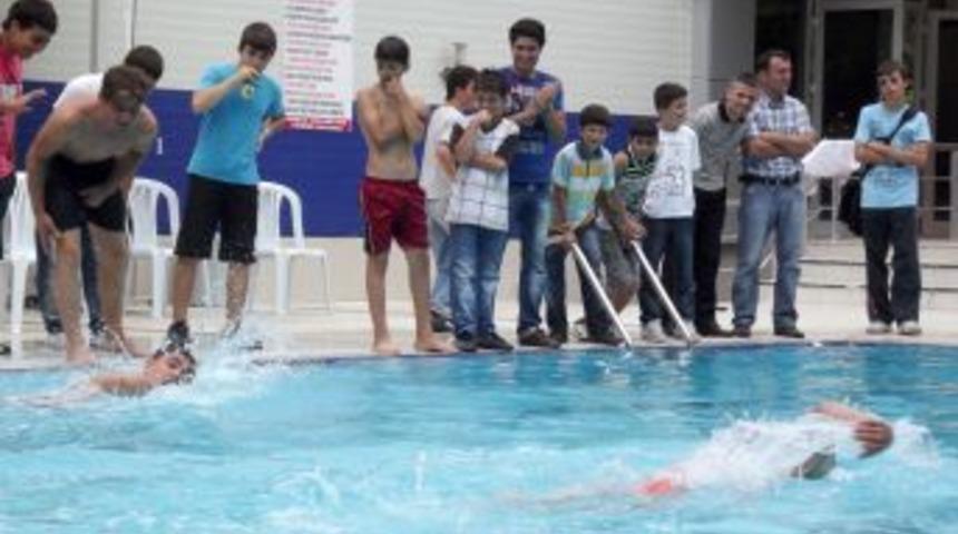 &Ccedil;eyrek Altın I&ccedil;in Kıyasıya Yarıştılar