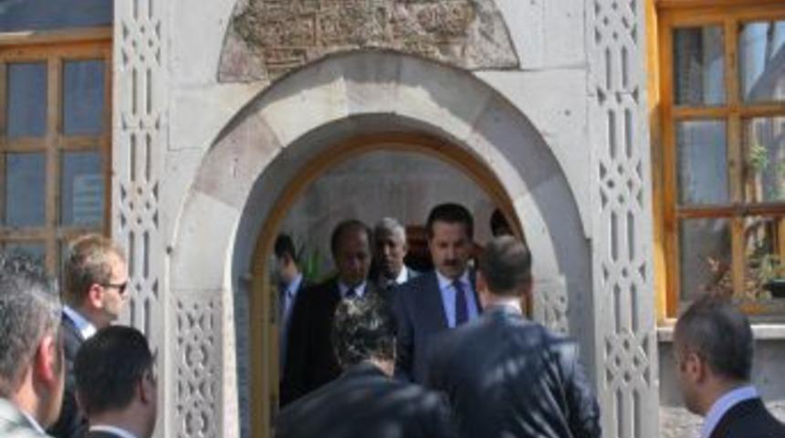 Bakan &Ccedil;elik: SGK&rsquo;da Yapılan Reformlar Ile Sorunlar Torunlara Taşınmayacak