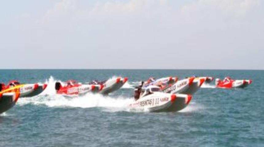 Van G&ouml;l&uuml;'nde 'Van Grand Prix' Yarışları