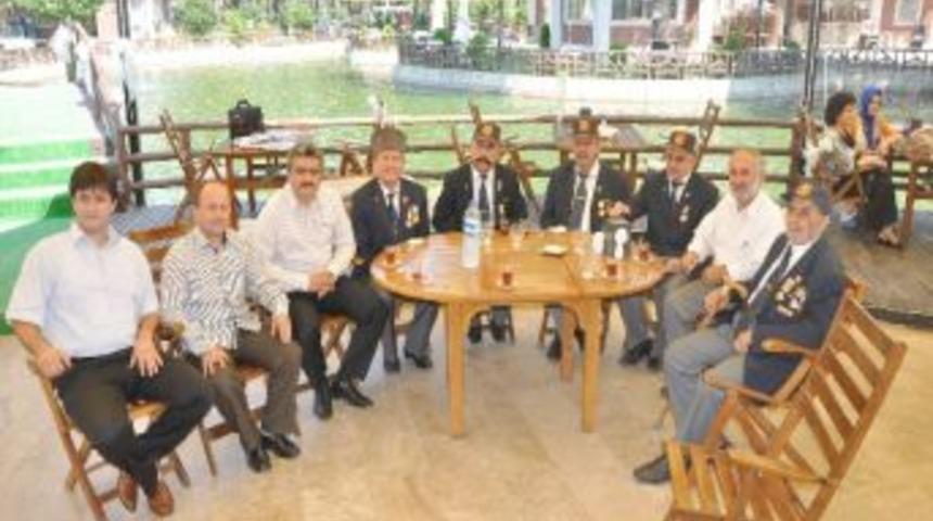 Kore Gazilerine Madalya Teslimleri S&uuml;r&uuml;yor