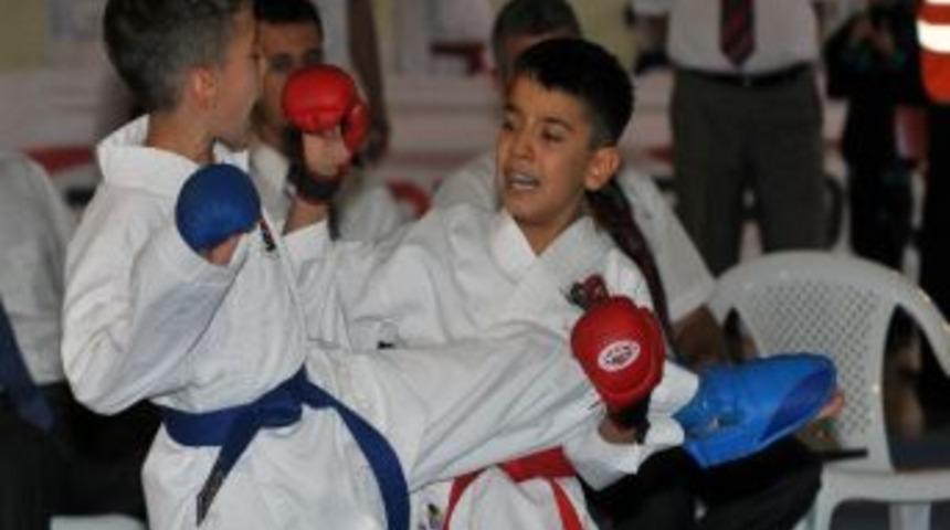 T&uuml;rkiye Minikler Karate Şampiyonası