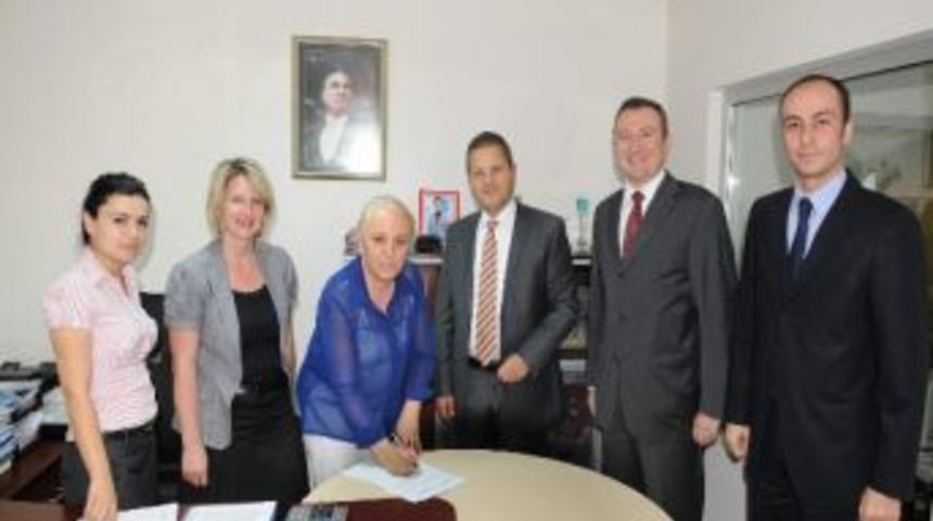 İzmitli Vatandaşlar Vergilerini Bankadan &Ouml;deyebilecek