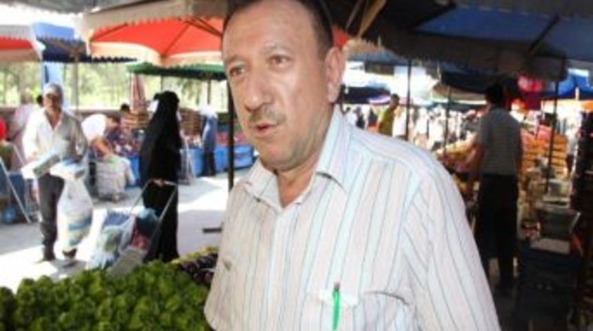 Pazarcı Esnafı Yeni Y&ouml;netmelikten Memnun