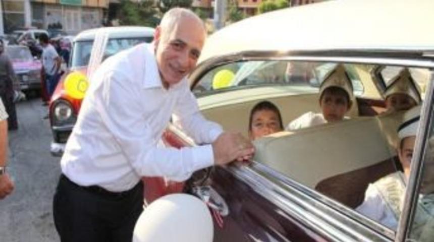 &Ccedil;ayırova'da Toplu S&uuml;nnet Ş&ouml;leni