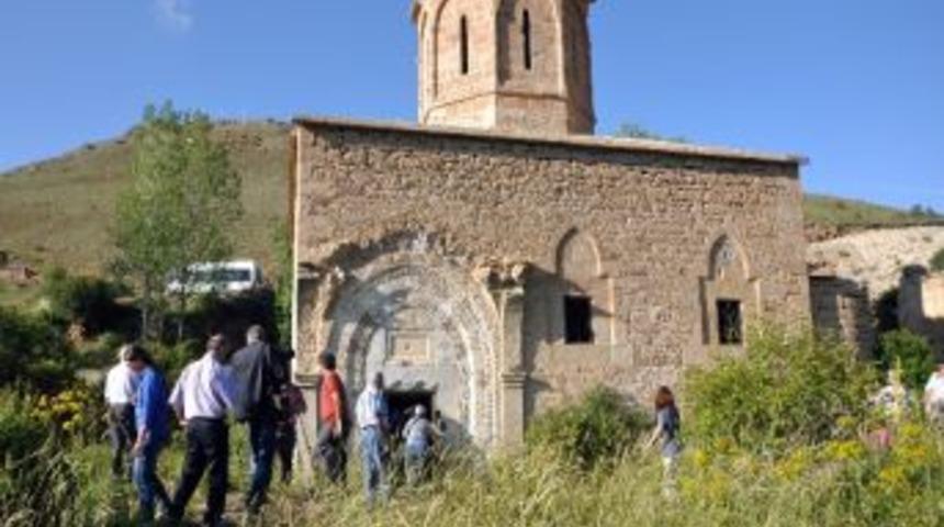 T&uuml;rsab &Uuml;yeleri G&uuml;m&uuml;şhane&rsquo;yi Geziyor