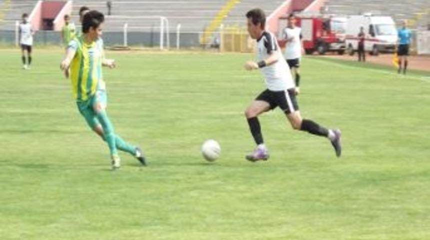 Aydınspor 1923 Efşan İle Anlaşamadı