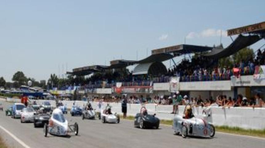 G&uuml;neş Enerjili Formula Ara&ccedil;ları İzmit'te Yarışacak