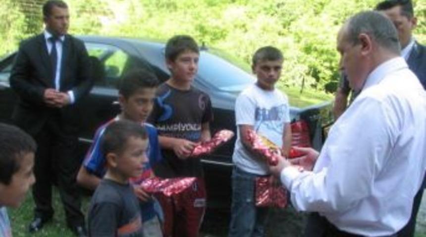 Vali Kızılcık'ın Eğitim Aşkı