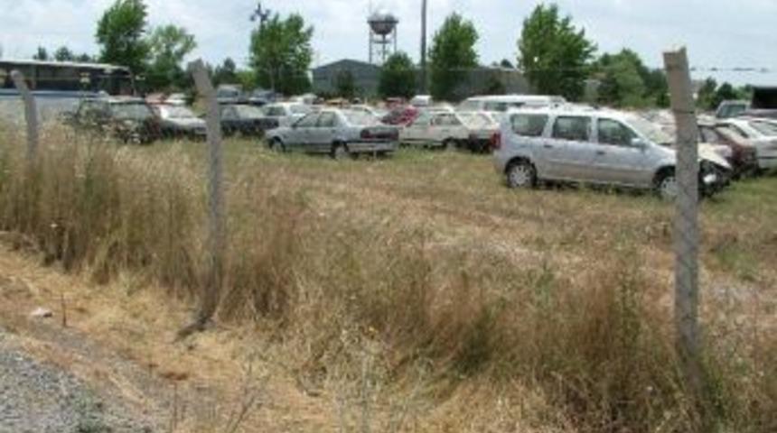 Hacizli Ara&ccedil;lar Yedieminli Otoparkları Dolduruyor