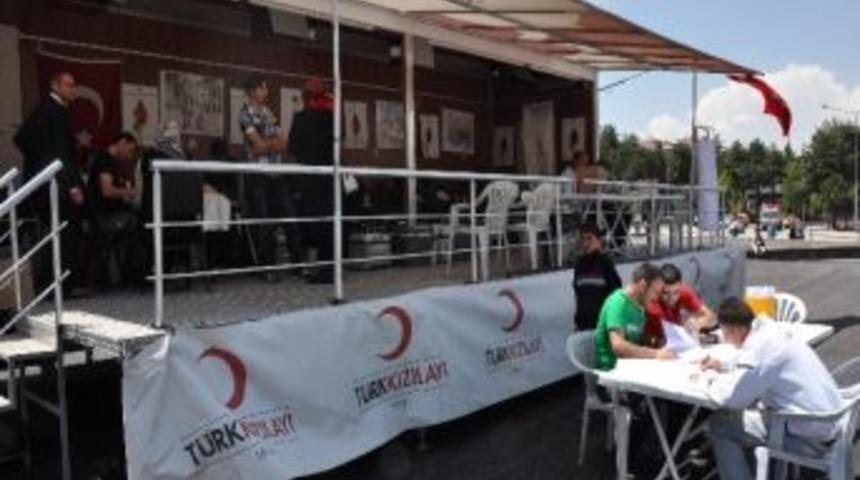 Kızılay Kan Bağış Tır&rsquo;ı Erzurum&rsquo;da&hellip;