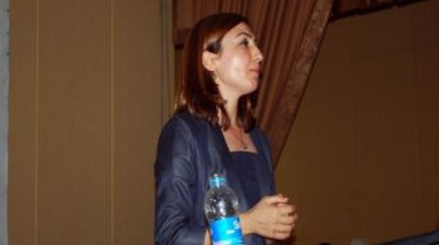 Salihli'de Vatandaşlara Omurga Sağlığı Semineri