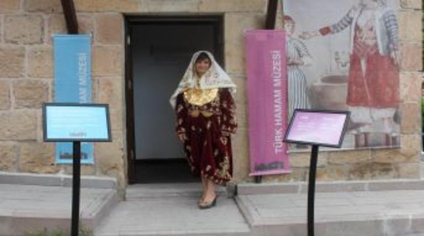 Türkiye'nin Ilk Hamam Müzesi Beypazarı'nda Açıldı