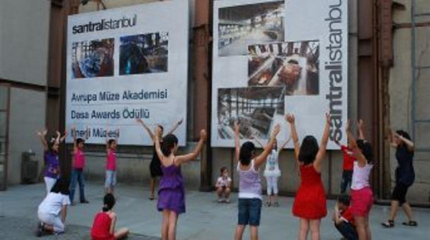 Ey&uuml;pl&uuml; &Ccedil;ocuklar Yaz Tatilinde Santralistanbul&rsquo;da