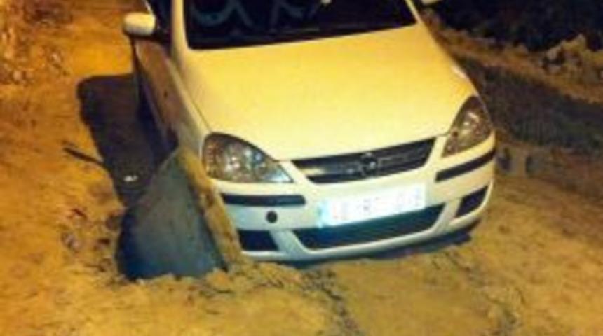 Otomobil, Belediyenin A&ccedil;tığı &Ccedil;ukura D&uuml;şt&uuml;