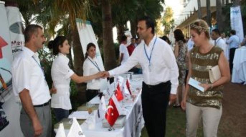 Megiad, &Uuml;yeleri Arasında Fuar A&ccedil;tı