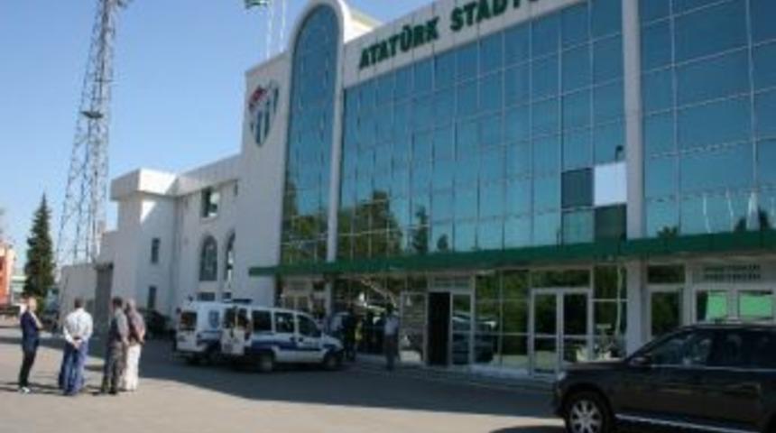 Atat&uuml;rk Stadyumu'ndaki B&uuml;feler İhaleye &Ccedil;ıkıyor