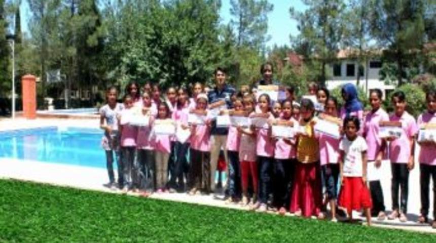 &Ccedil;ocuklar Boğulmasın, Havuzda Y&uuml;zebilsinler Projesi