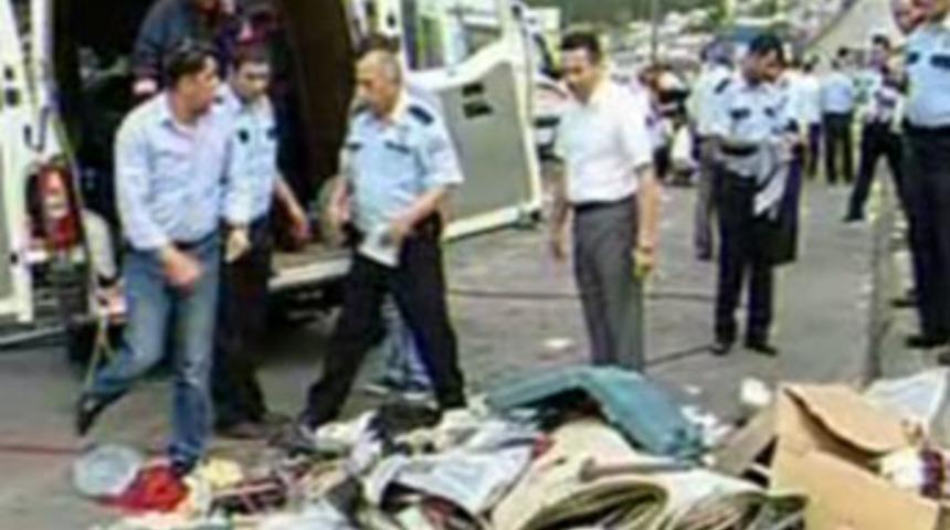 Tuzla&rsquo;da feci kaza: 15 yaralı