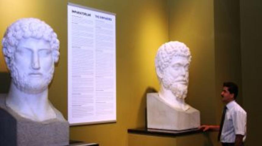 Sergilenmek I&ccedil;in Bel&ccedil;ika'ya G&ouml;nderilen Eserler Burdur M&uuml;zesi'ne Getirildi