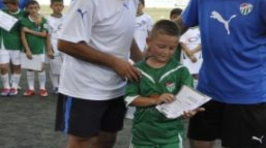 Bursaspor Futbol Okulu Yaz D&ouml;nemi Başlıyor