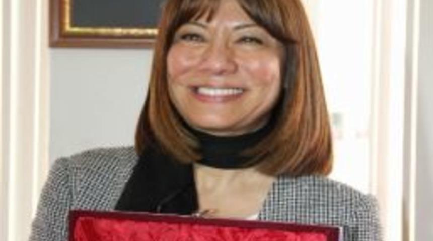 Chp Milletvekilleri H&uuml;lya G&uuml;ven Ve Sedef K&uuml;&ccedil;&uuml;k Nevşehir&rsquo;de