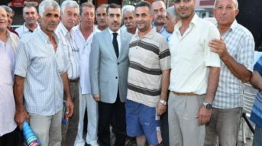 Başkan &Ccedil;elikcan Vatandaşla Sohbet Etti, Dert Dinledi