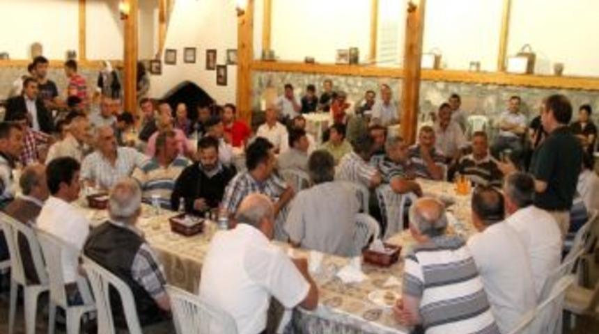 &Ccedil;ankırı Belediye Başkanı Din&ccedil;&rsquo;ten Demirci Ve Bakırcı Esnafına A&ccedil;ık &Ccedil;ek