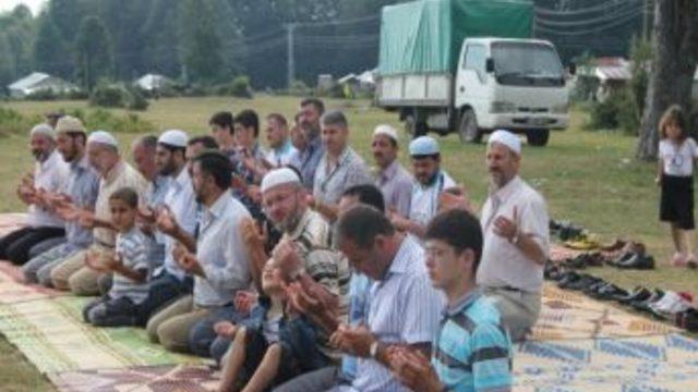 Akyazı Din Görevlileri Aile Buluşması Davlumbaz Yaylasında Yapıldı