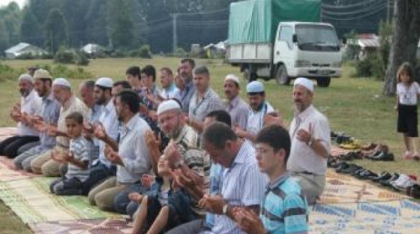 Akyazı Din G&ouml;revlileri Aile Buluşması Davlumbaz Yaylasında Yapıldı