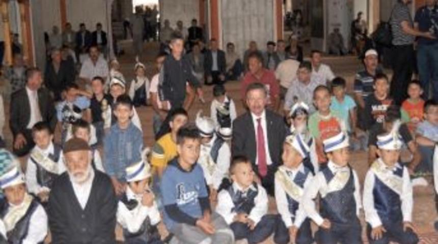 Yozgat&rsquo;ta S&uuml;nnet Olan 150 &Ccedil;ocuk Şehir Turu Attı