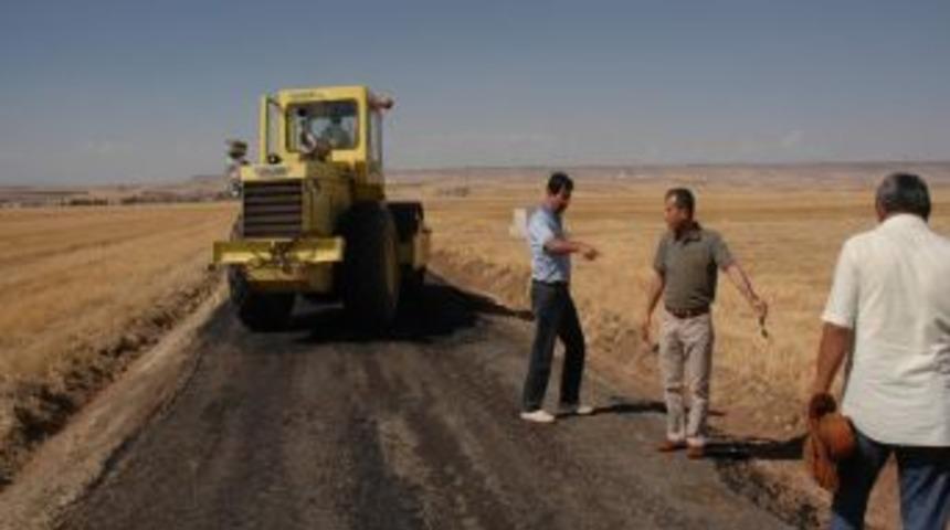 K&ouml;y Yolları Onarılıyor