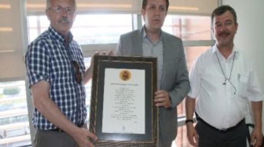 Akhisar Alışveriş Festivali Komitesi'nden Belediye&rsquo;ye Teşekk&uuml;r