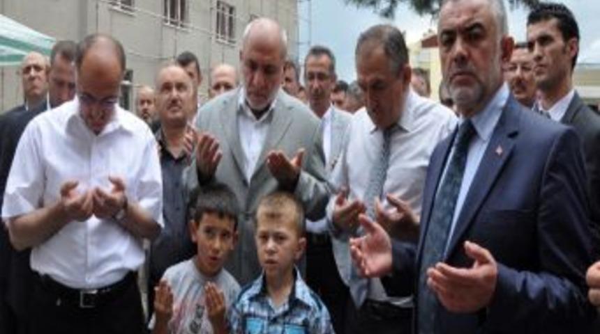 Bolu&rsquo;da Hayırsever İşadamının Yaptırdığı Cami Sosyal Tesisi A&ccedil;ıldı