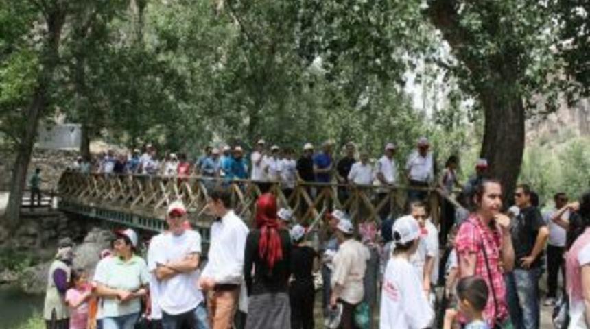Aksaray'da 'Vadi Y&uuml;r&uuml;y&uuml;ş&uuml;' B&uuml;y&uuml;k Katılımla Yapıldı
