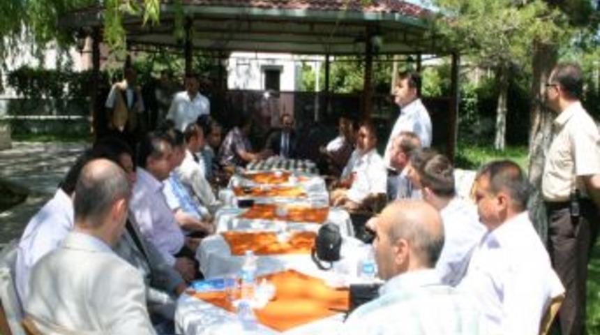 Erzincan Emniyet M&uuml;d&uuml;r&uuml; Elaman, Basın Mensuplarıyla Bir Araya Geldi