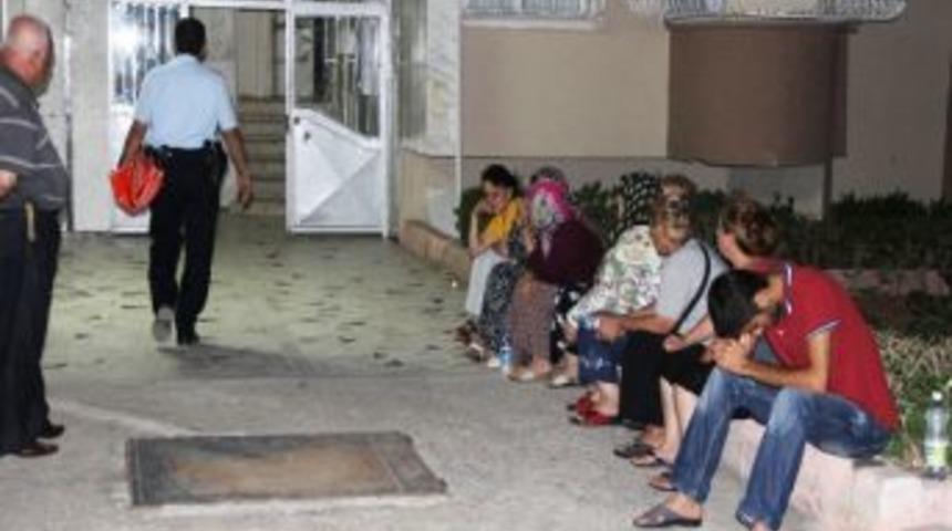 &ldquo;kızım Bol Bol Kitap Oku&rdquo; Yazıp &Ouml;l&uuml;m Uykusuna Yattı