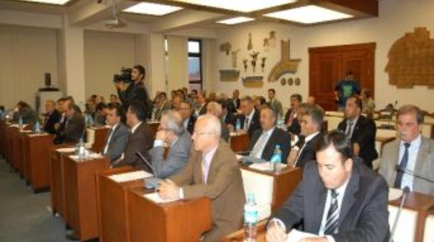 Ak Parti&rsquo;li Meclis &Uuml;yesine Chp&rsquo;li &Uuml;yelerden Şok