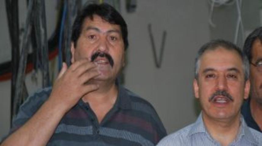 Mhp&rsquo;li &Ouml;zcan Bıyık Protestosuna Son Verdi