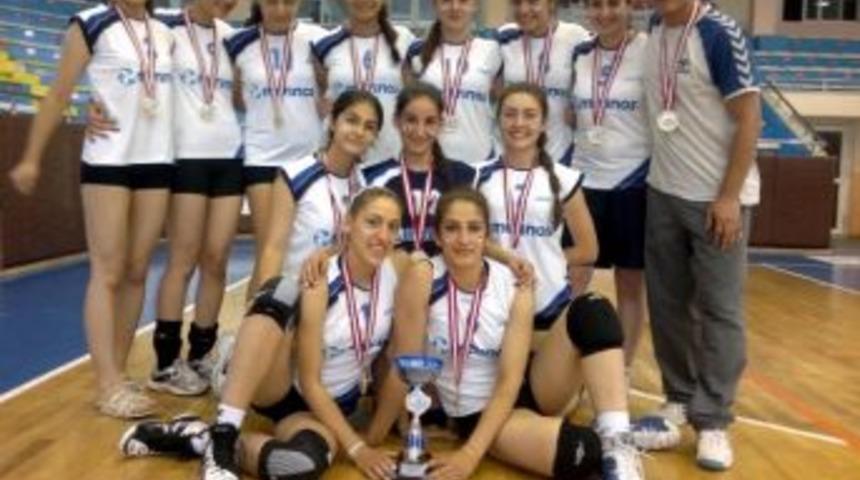 Merinos Bayan Voleybol Takımı B&ouml;lge Şampiyonu Oldu