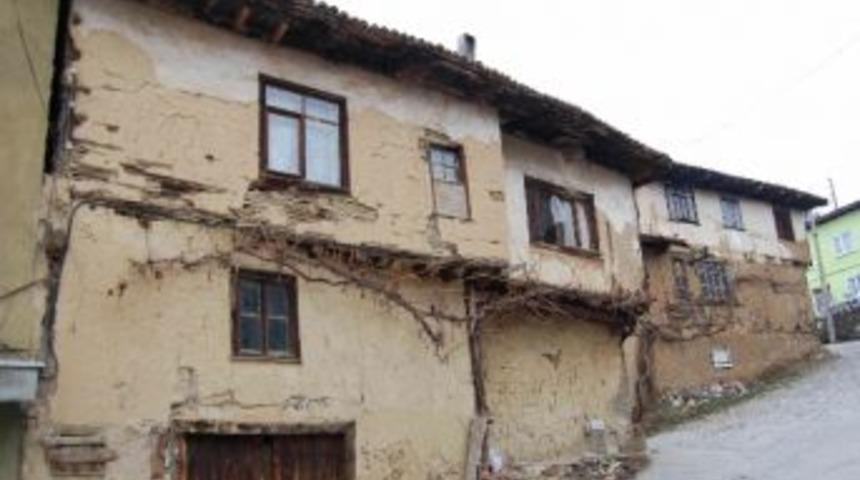 Simav&rsquo;da Yanlışlıktan D&ouml;n&uuml;lmesi 124 Bina Sahibini Sevindirdi