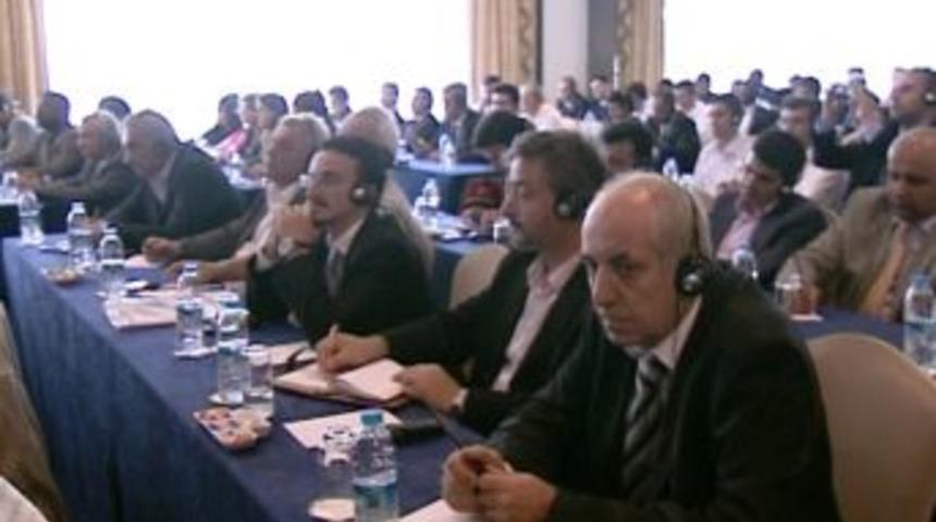 Benin Cumhurbaşkanı Yayi'den T&uuml;rk Okullarına &Ouml;vg&uuml;